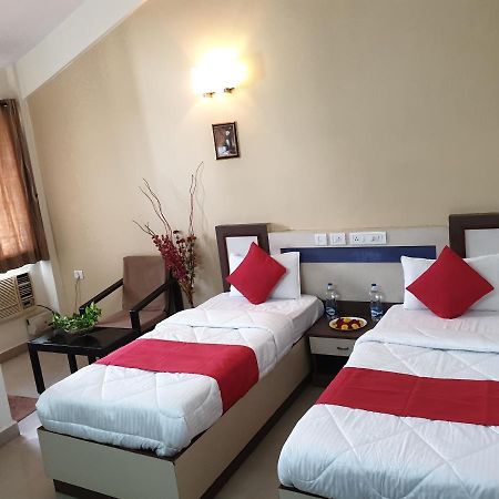 מדגאון Hotel City Comfort מראה חיצוני תמונה